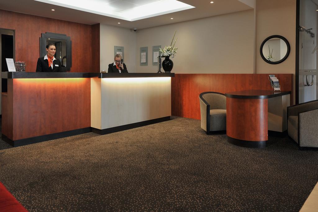 Mercure Maurepas Saint Quentin Exterior photo